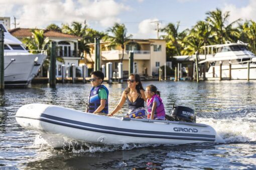 Suzuki 30 HP Outboard Motor - Model DF30ATHL5 - Image 3
